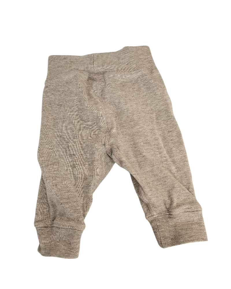 Byxor med knälappar