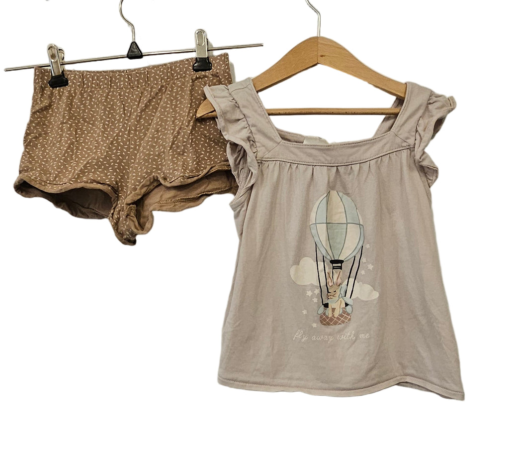 Pyjamas med topp och linne