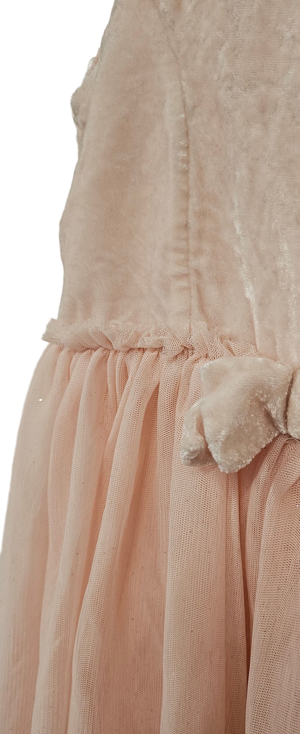 Klänning med tyllkjol