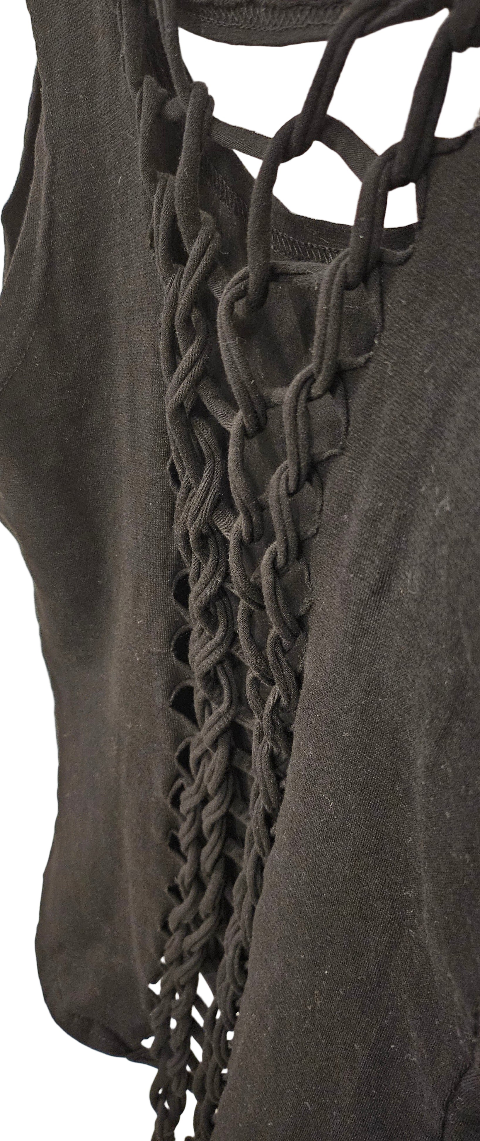 Linne med snörning bak