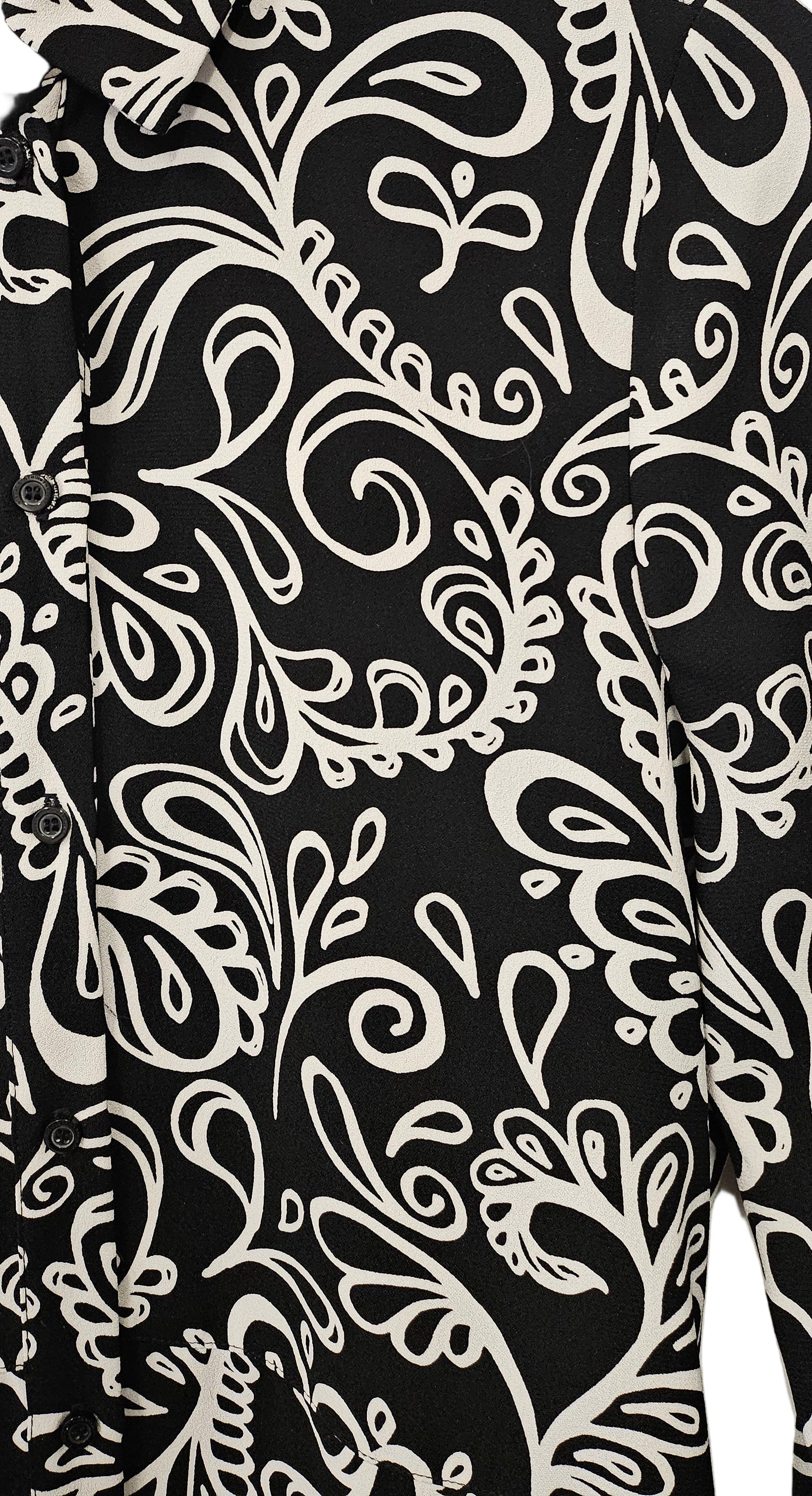 Klänning med knappar